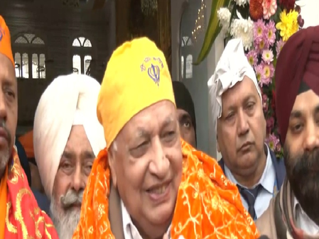 प्रकाश पर्व : साहिबमध्ये संगतची मोठी गर्दी