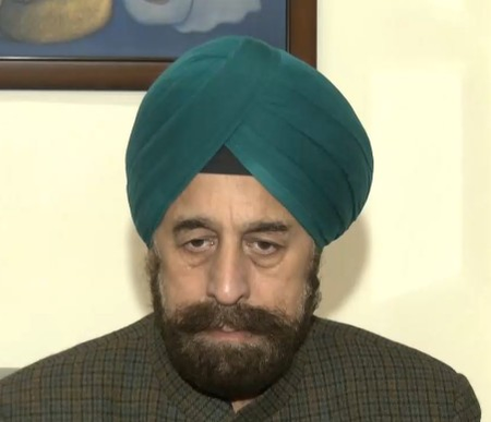 टीएमसीचे गुंडच आणताहेत एसआयआर प्रक्रियेत अडथळे