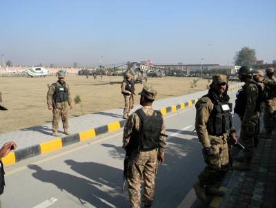 खैबर पख्तूनख्वामधील बन्नूत पोलिस चेकपोस्टवर हल्ला