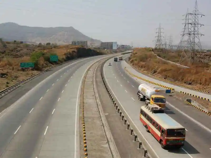 सातारा-कागल राष्ट्रीय महामार्गाचे काम मार्च २०२६ पर्यंत पूर्ण