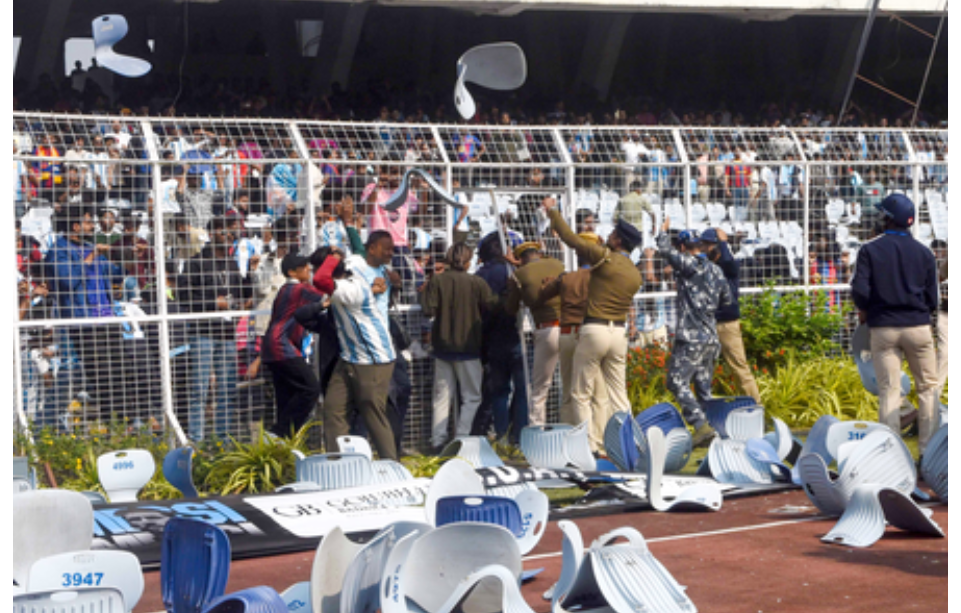 पश्चिम बंगालचे क्रीडामंत्री अरूप बिस्वास यांचा राजीनामा