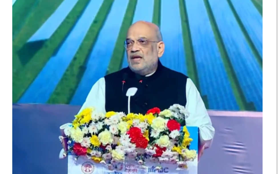 राजकारणातील अजातशत्रू अटल बिहारी वाजपेयी