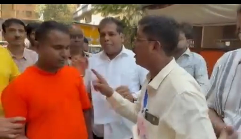 उबाठा कार्यकर्त्यांकडून आदिवासी युवकाला मारहाण; अनुसूचित जाती आयोगाने घेतली दखल