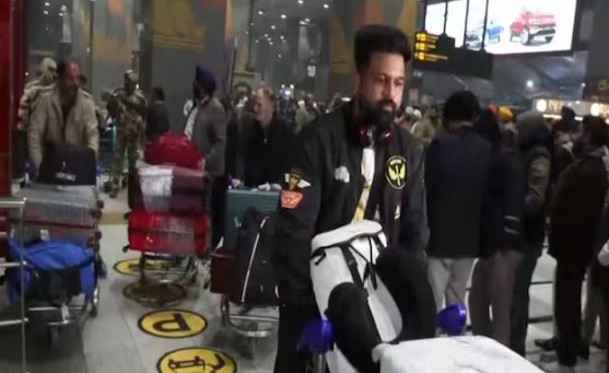 दिलासा आणि कृतज्ञता… इराणहून परतलेल्या भारतीयांनी मोदी सरकारचे मानले आभार