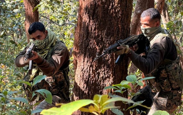 २.३५ कोटींचे बक्षीस असलेल्या अनलसह २१ नक्षलवाद्यांना धाडले यमसदनी