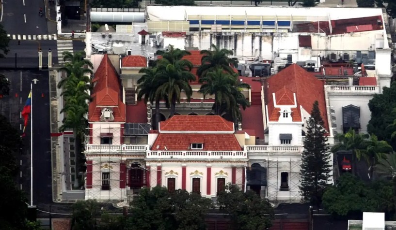 व्हेनेझुएलामध्ये राष्ट्रपती राजवाड्याजवळ ड्रोन्स आणि गोळीबार! अमेरिकेने काय म्हटले?