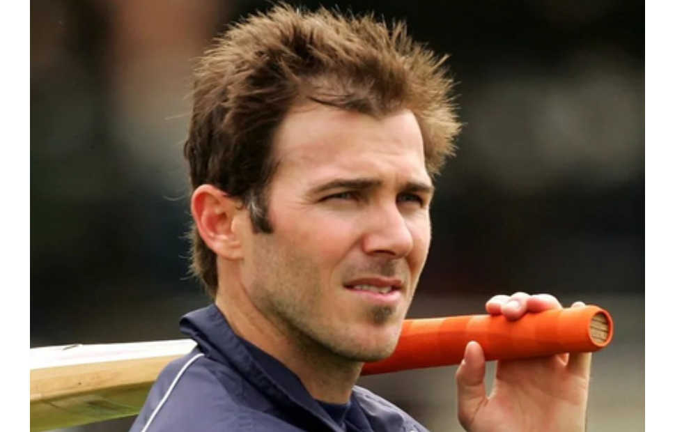 डेमियन मार्टिनची प्रकृती सुधारणे म्हणजे चमत्कारच