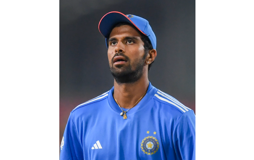 वॉशिंगटन सुंदर न्यूझीलंड वनडे मालिकेतून बाहेर