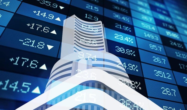 कर कपातीनंतर शेअर बाजार तेजीत, सेन्सेक्स ३,८०० अंकांनी वधारला