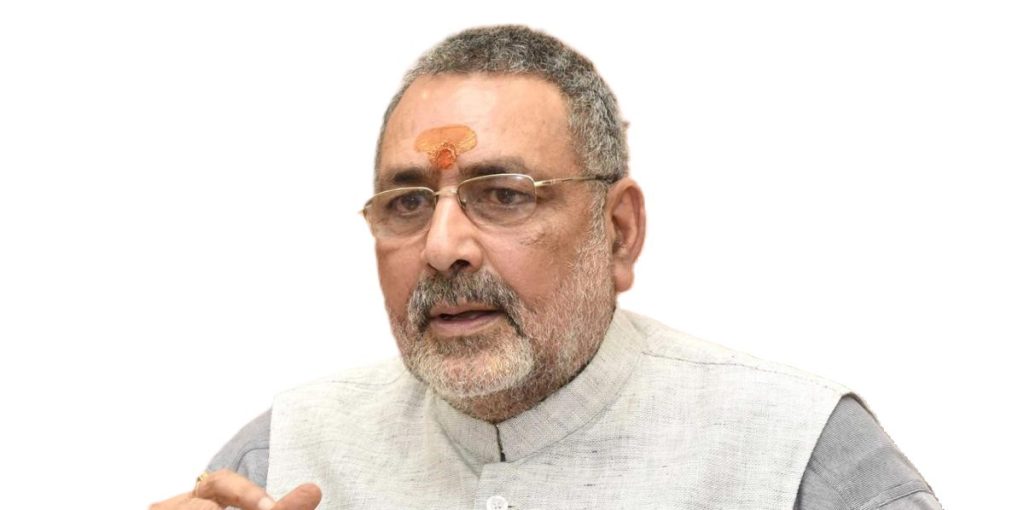 भारताला जागतिक वस्त्रोद्योगाचे केंद्र बनवण्याची तयारी