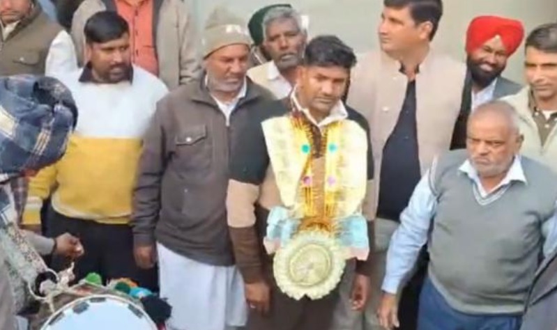 ५०० रुपयांचा तिकीट… आणि थेट १० कोटींची लॉटरी!