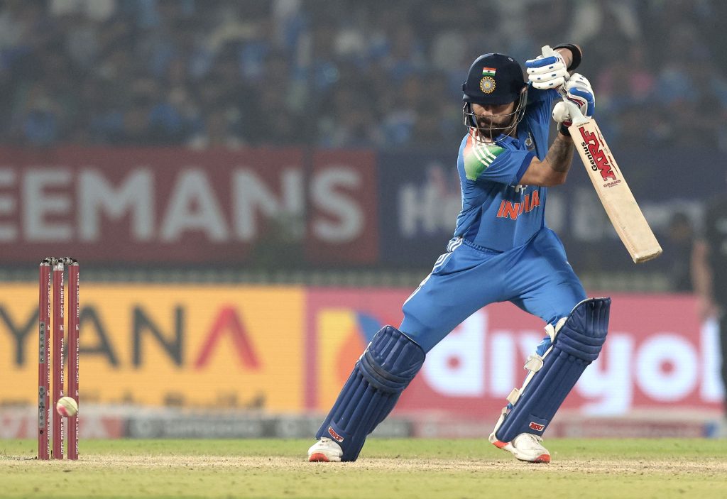 इंदौरमध्ये विराटचा विक्रमाचा डाव?