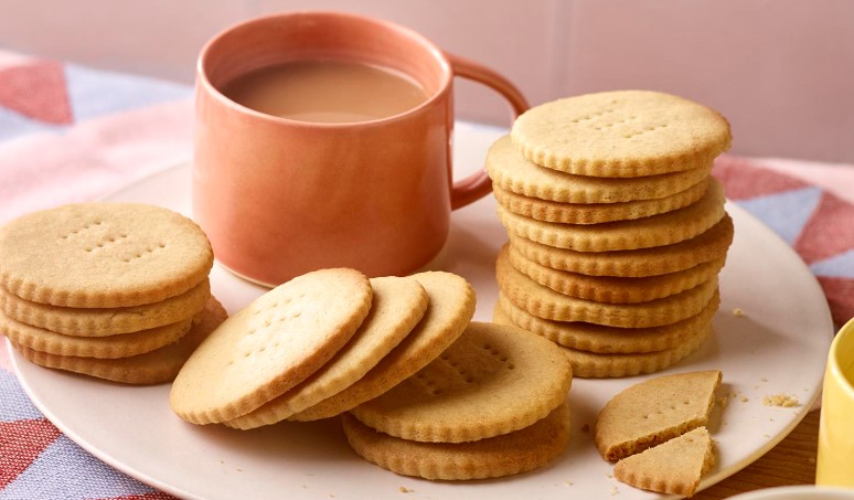 दररोज बिस्किट खाताय? मग हे वाचाच!