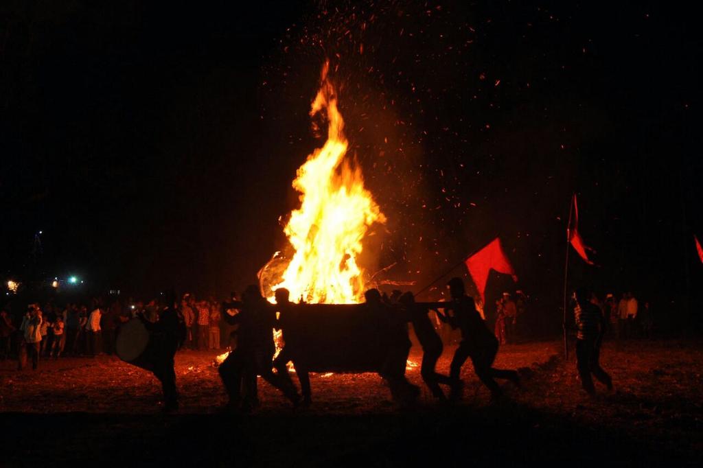 ढोल वाजलो… शंकासूर नाचलो… शिमगो इलो!