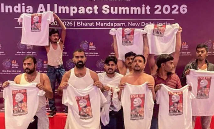 काँग्रेसचा शर्टलेस निषेध नेपाळच्या जनरल झेड चळवळीपासून प्रेरित!