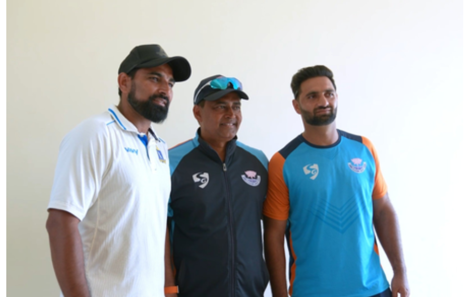 २२ गज? छे छे… तुम्हाला दिसायला हवेत फक्त स्टंप!