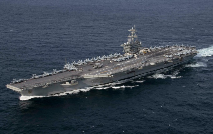अमेरिकेचा सर्वात मोठे विमानवाहू जहाज इराणकडे रवाना