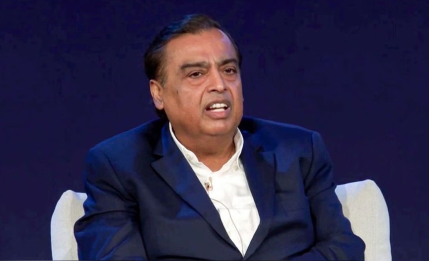 एआय क्षेत्रात मुकेश अंबानींची १० लाख कोटींची ऐतिहासिक गुंतवणूक
