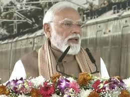 काँग्रेस-डाव्यांनी देशात “खोट्यांची फॅक्टरी” चालवली आहे