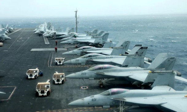 होर्मुझ सामुद्रधुनीजवळील इराणच्या क्षेपणास्त्र तळांवर अमेरिकेने टाकले ‘बंकर बस्टर’ बॉम्ब