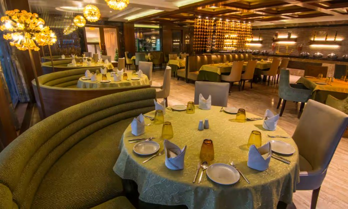 एलपीजी पुरवठ्यातील व्यत्ययामुळे मुंबईतील २०% हॉटेल्स, रेस्टॉरंट्स बंद