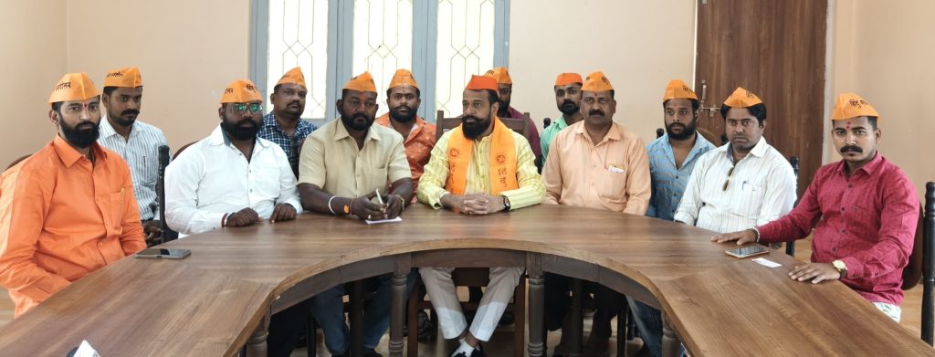 भोंदू ख्रिश्चन धर्मगुरू पॉल दिनाकरणच्या प्रार्थना सभेची परवानगी रद्द करा!