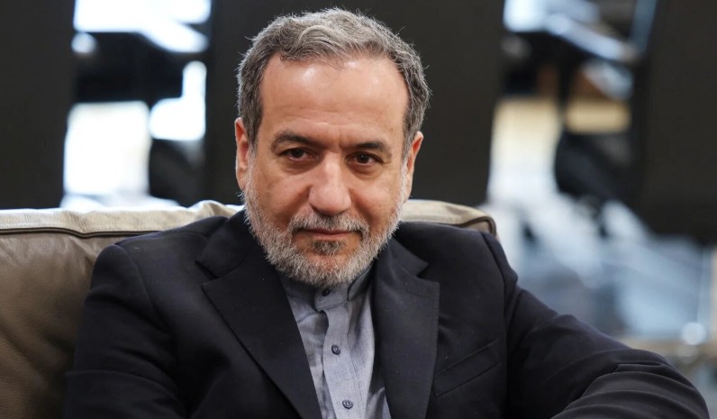 रशियन तेलासाठी दबाव टाकणारा अमेरिका आता भारताकडे खरेदीसाठी करतोय विनंती