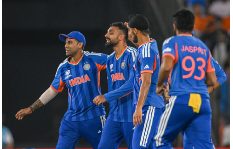 विश्वविजेत्या टीम इंडियावर पैशांचा पाऊस!