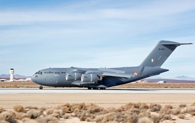 वायुसेनेच्या मजबुतीकरणासाठी मीडियम ट्रान्सपोर्ट एअरक्राफ्टची खरेदी