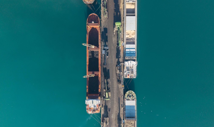 बंदरांमुळे वेग घेणार अर्थव्यवस्था