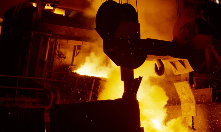 कोअर सेक्टरची वाढ मंदावली; स्टील-सिमेंटचा दिलासा, ऊर्जा क्षेत्रात घसरण