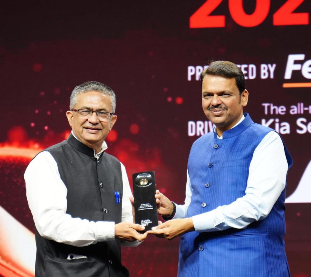 एनएसई प्रमुख आशीषकुमार चौहान यांना फोर्ब्स इंडियाचा जीवनगौरव पुरस्कार