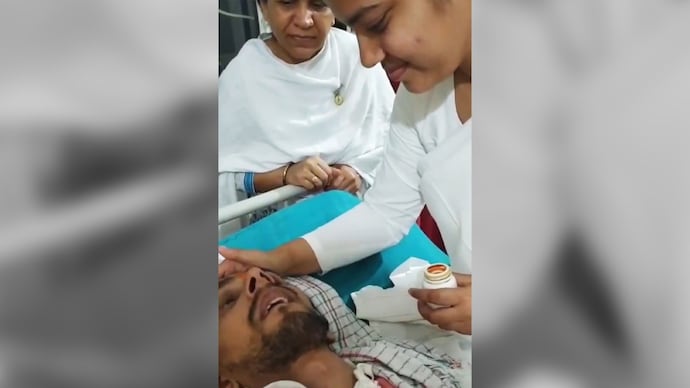 हरीश राणाला आईवडिलांनी दिला साश्रुनयनांनी अखेरचा निरोप