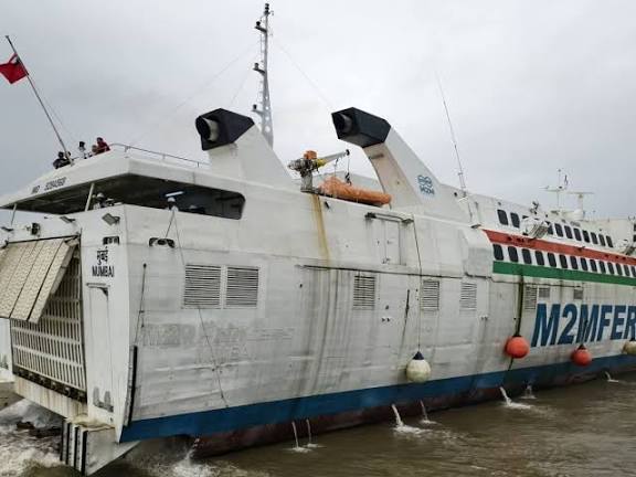 मुंबई-विजयदुर्ग सुरू रो-रो, पर्यटक धो धो!