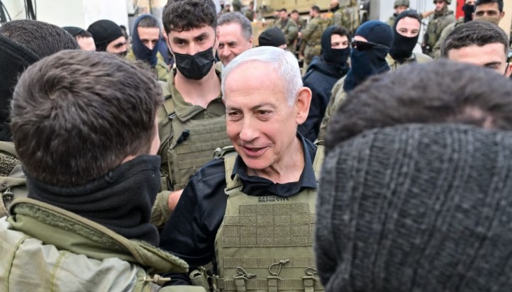 “युद्ध संपलेले नाही”; बुलेटप्रुफ जॅकेटमध्ये नेतान्याहूंचा दक्षिण लेबनॉन दौरा