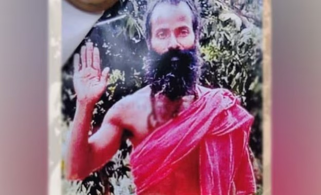 बांगलादेशात मंदिराच्या देखभाल करणाऱ्याचा मृतदेह झाडाला लटकलेल्या अवस्थेत आढळला