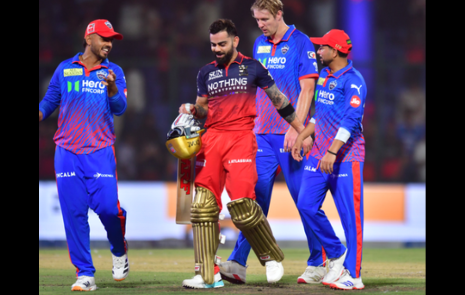 भुवी-हेजलवुडचा कहर; भुवनेश्वर पर्पल कॅपधारक!