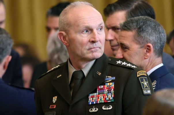 अमेरिकन आर्मी चीफ यांना राजीनामा देण्याचे निर्देश! कारण काय?