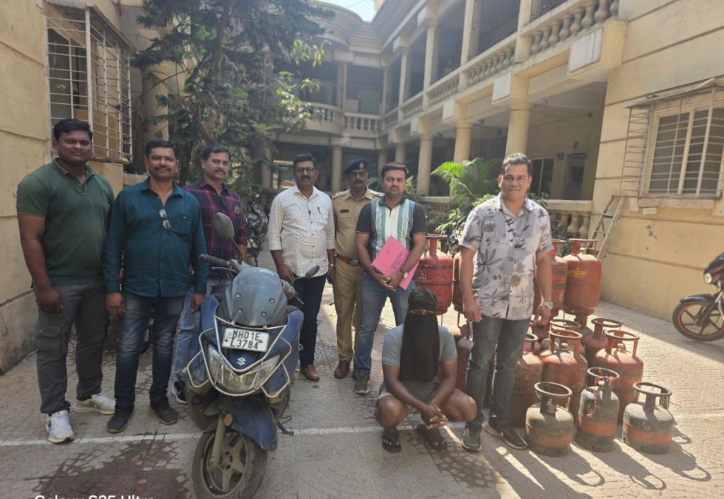 गॅस सिलेंडर चोरणाऱ्या टोळीचा पर्दाफाश; ४५ सिलेंडर आणि ३ दुचाकी जप्त