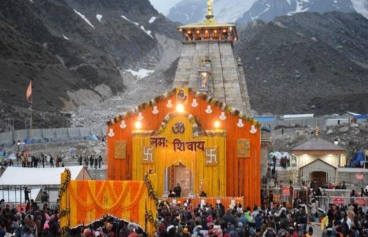 उत्तराखंडमध्ये केदारनाथ मंदिराचे दरवाजे उघडले