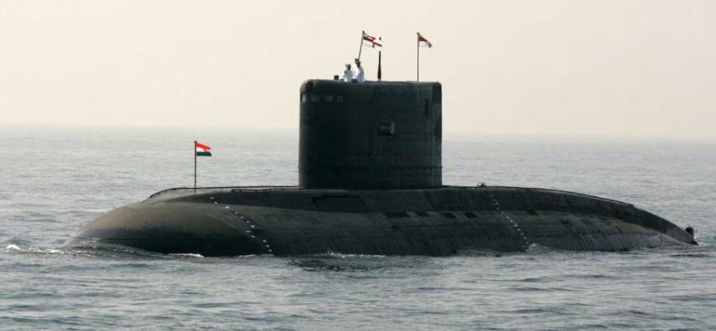 भारत- श्रीलंकेतील सागरी सहकार्य बळकटीकरणासाठी INS Sindhukesari कोलंबोत