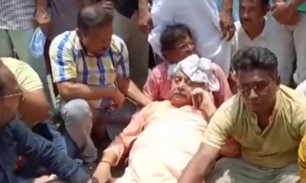 अभिषेक बॅनर्जीनंतर आता कल्याण बॅनर्जींवरही हल्ला