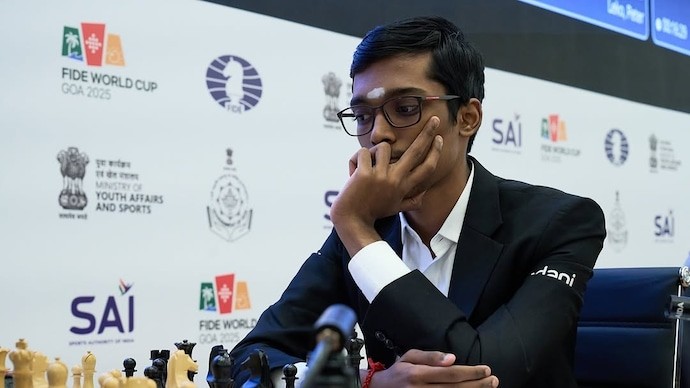 नॉर्वे बुद्धिबळ विजेतेपद जिंकणारा आर. प्रज्ञानंद ठरला पहिला भारतीय