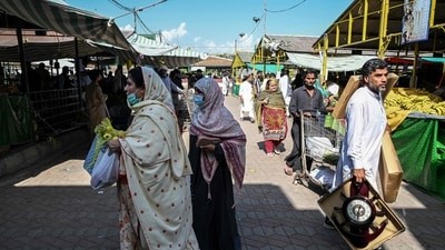 पाकिस्तानात बाजारपेठा रात्री ८ वाजता होणार बंद!