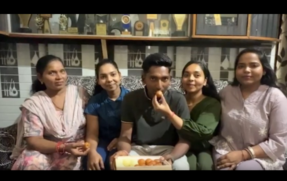 छोले-कुलचे विक्रेत्याच्या मुलाची भारताच्या अंडर-१९ संघात निवड