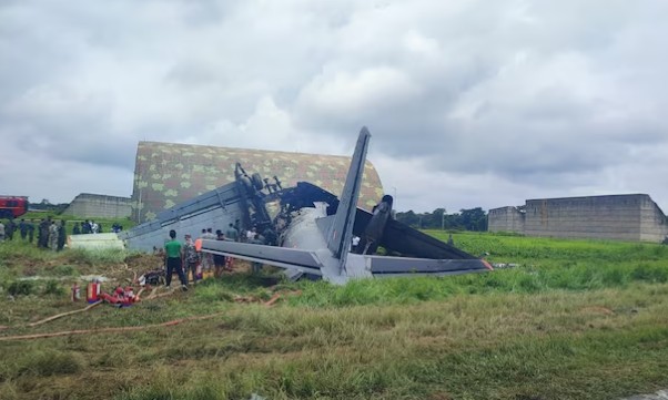 आसामच्या जोरहाटमध्ये भारतीय हवाई दलाच्या AN-32 विमानाचा अपघात