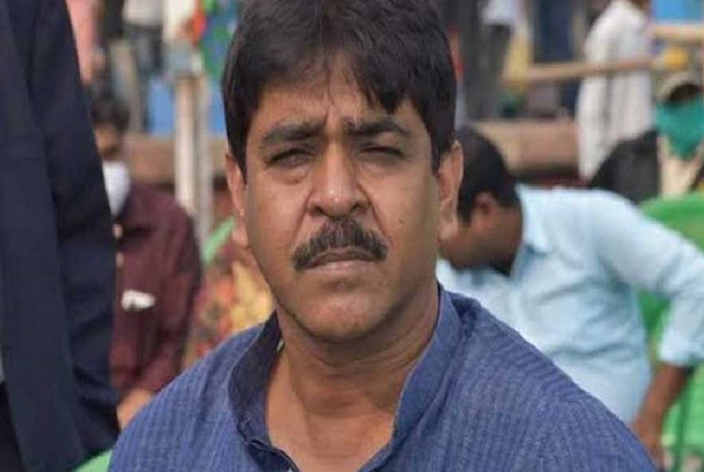 दक्षिण २४ परगणा बॉम्बस्फोट प्रकरणी तृणमूलच्या शौकत मोल्ला यांच्या निवासस्थानी छापेमारी