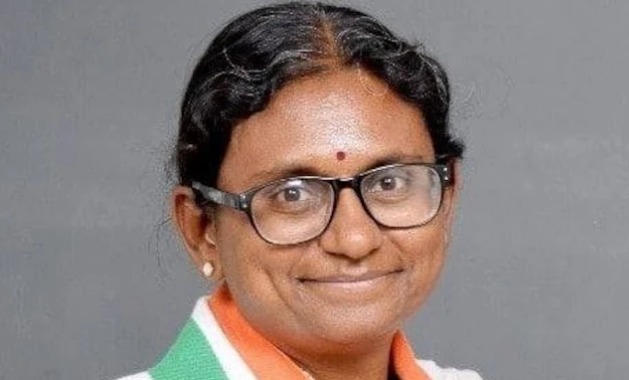मीनाक्षी नटराजन यांनी महत्त्वाची माहिती लपवली; काँग्रेसला धक्का