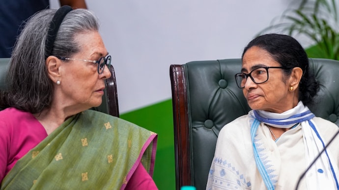 छट! ममता-काँग्रेस विलीनीकरण या केवळ अफवा
