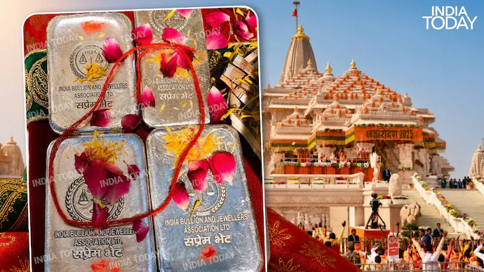 उद्धव ठाकरेंनी दिलेली चांदीची वीट गायब नाही…ती सुरक्षितच!